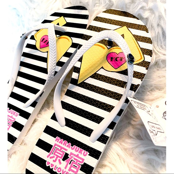 HARAJUKU LOVERS FLIP FLOPS | SIZE 3/4 - Picture 2 of 3